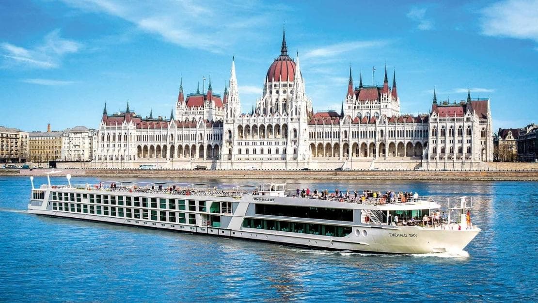 Emerald sky river ship